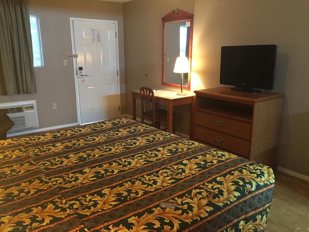 Deerfield Inn New Johnsonville ภายนอก รูปภาพ